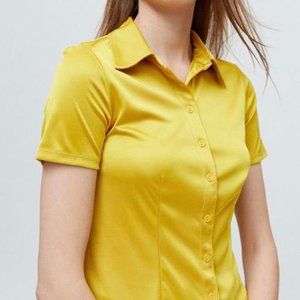 UO FRAN SHORT SLEEVE BUTTON-DOWN SHIRT IN YELLOW